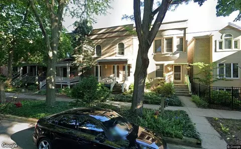 1824 W Eddy St, Chicago, IL 60657