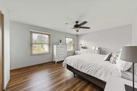 Bedroom - 680 Tennyson Dr, Wheaton, IL 60189 photo 1 of 3