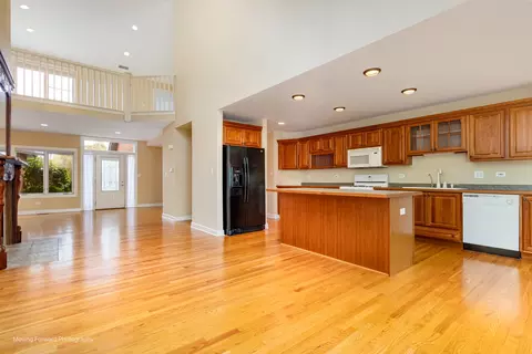 36 Billy Casper Ln, Midlothian, IL 60445 photo 9