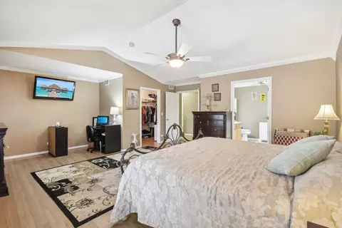 Bedroom - 10409 Evendale Dr, Huntley, IL 60142 photo 2 of 8