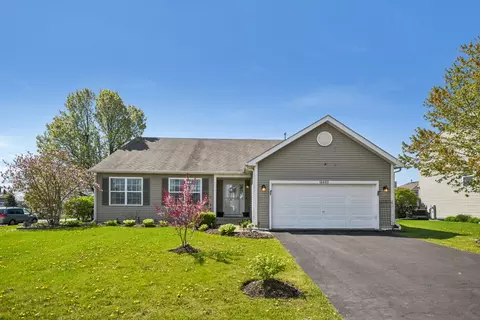 10409 Evendale Dr, Huntley, IL 60142