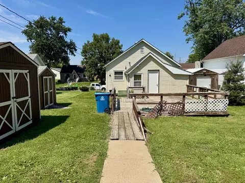 221 E 1st St, Spring Valley, IL 61362 photo 19