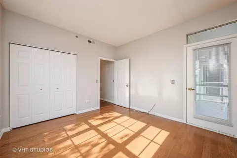 Bedroom - 3115 Town Square Dr #303, Rolling Meadows, IL 60008 photo 2 of 2
