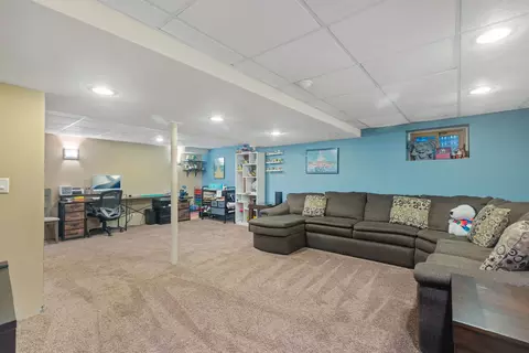Other - 1411 Yosemite Pkwy, Algonquin, IL 60102 photo 5 of 9