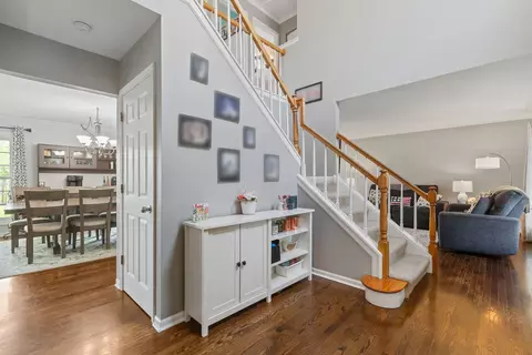 Entry Way - 1411 Yosemite Pkwy, Algonquin, IL 60102 photo 1 of 1
