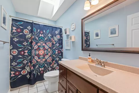 Bath - 1411 Yosemite Pkwy, Algonquin, IL 60102 photo 4 of 4