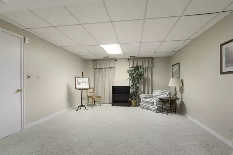 Other - 623 E Bailey Rd, Naperville, IL 60565 photo 9 of 10
