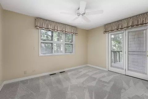 Bedroom - 623 E Bailey Rd, Naperville, IL 60565 photo 5 of 5