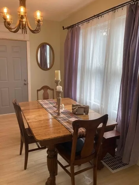 Dining - 404 W Union St, Bloomington, IL 61701 photo 2 of 2