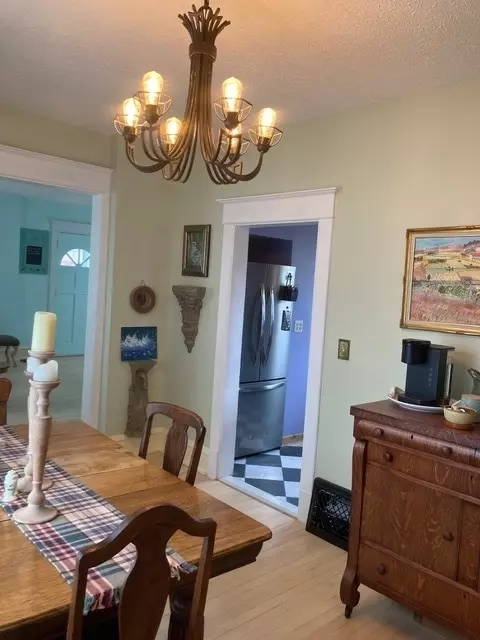 Dining - 404 W Union St, Bloomington, IL 61701 photo 1 of 2