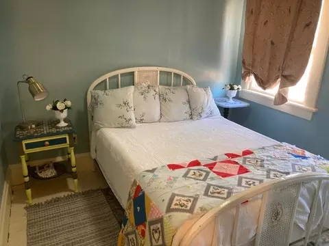 Bedroom - 404 W Union St, Bloomington, IL 61701 photo 1 of 5
