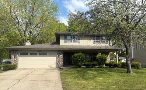 908 Caprice Dr, Shorewood, IL 60404