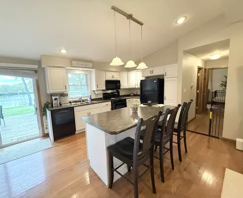Kitchen - 1663 Brandywine Ln, Dixon, IL 61021 photo 1 of 2