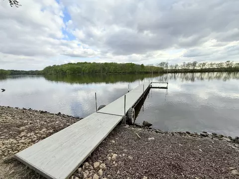 View/Area - 1663 Brandywine Ln, Dixon, IL 61021 photo 2 of 3