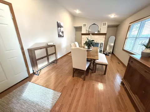 Entry Way - 1663 Brandywine Ln, Dixon, IL 61021 photo 1 of 1