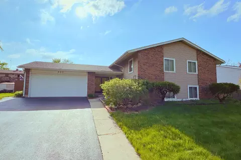 603 Hampshire Ln, Bolingbrook, IL 60440