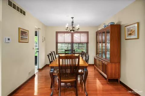 1066 Maple Ln, Batavia, IL 60510 photo 7