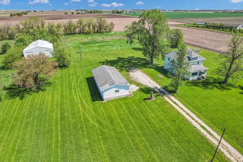 682 E 500n Rd, Gibson City, IL 60936