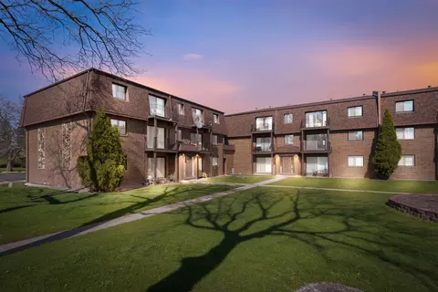 503 Mchenry Rd #2A, Wheeling, IL 60090 photo 1