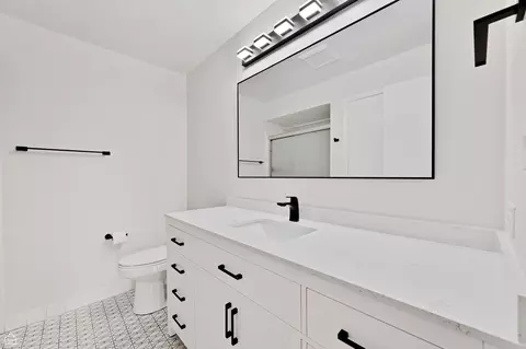 711 S River Rd S #309, Des Plaines, IL 60016 photo 12