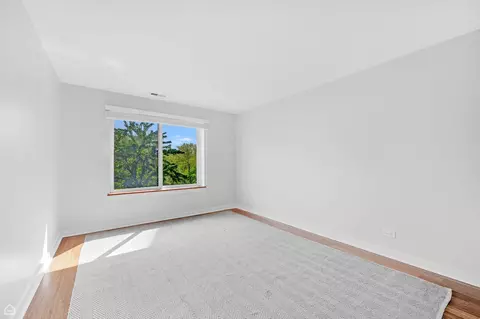 711 S River Rd S #309, Des Plaines, IL 60016 photo 14