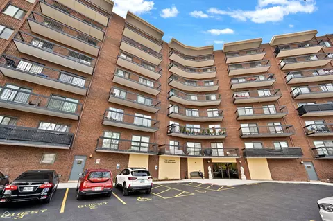 711 S River Rd S #309, Des Plaines, IL 60016 photo 2