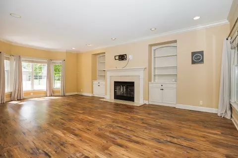 Living - 2201 Foxtail Rd, Bloomington, IL 61704 photo 2 of 9