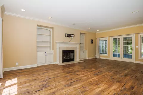 Living - 2201 Foxtail Rd, Bloomington, IL 61704 photo 4 of 9