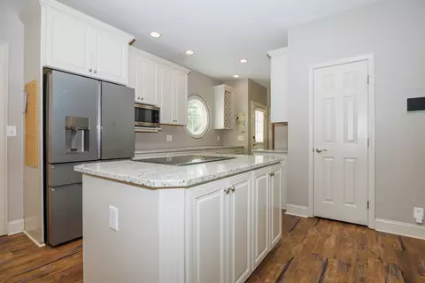 Kitchen - 2201 Foxtail Rd, Bloomington, IL 61704 photo 4 of 5