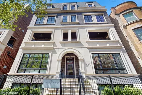 2020 N Howe St #3S, Chicago, IL 60614