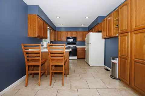 Kitchen - 107 Regal Dr, Normal, IL 61761 photo 2 of 5