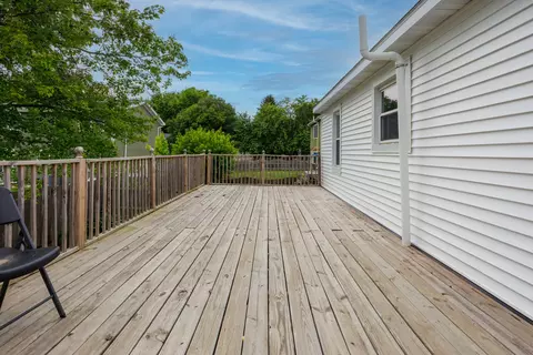 Exterior - 107 Regal Dr, Normal, IL 61761 photo 5 of 7