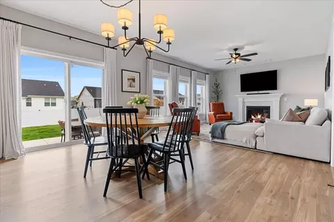 Dining - 711 Rapp Dr, Mahomet, IL 61853 photo 1 of 3