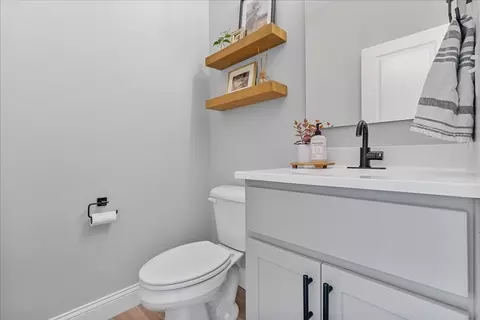 Bath - 711 Rapp Dr, Mahomet, IL 61853 photo 1 of 4