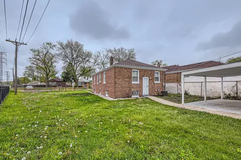 Exterior - 504 W 127th Pl, Chicago, IL 60628 photo 2 of 2