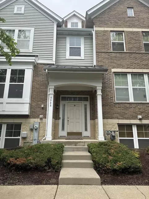 5588 Cambridge Way, Hanover Park, IL 60133