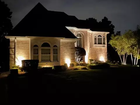 Exterior - 2001 Anthony Ln, Mchenry, IL 60051 photo 27 of 31