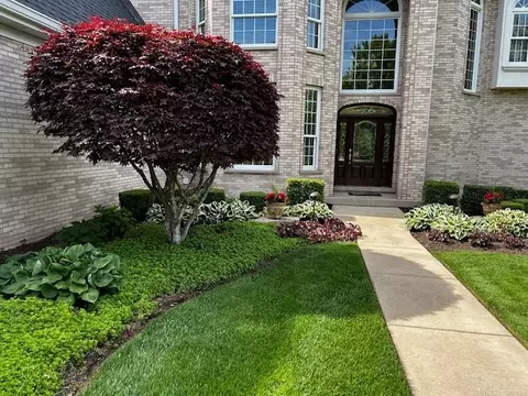 Exterior - 2001 Anthony Ln, Mchenry, IL 60051 photo 22 of 31