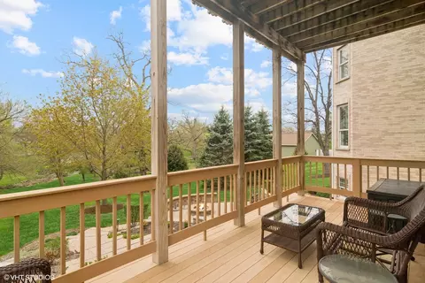 Exterior - 2001 Anthony Ln, Mchenry, IL 60051 photo 5 of 31