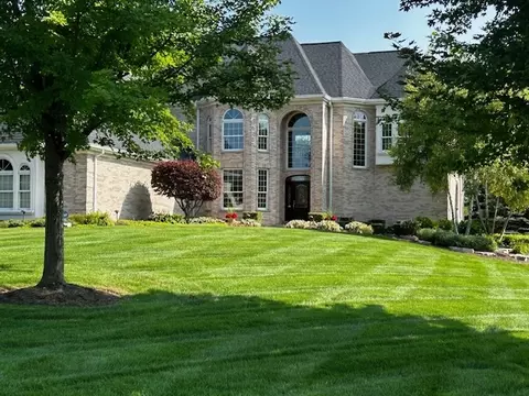 Exterior - 2001 Anthony Ln, Mchenry, IL 60051 photo 23 of 31