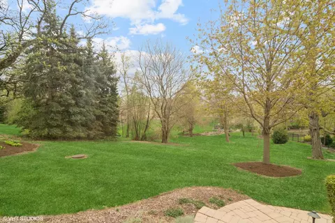 Exterior - 2001 Anthony Ln, Mchenry, IL 60051 photo 1 of 31