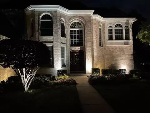 Exterior - 2001 Anthony Ln, Mchenry, IL 60051 photo 26 of 31