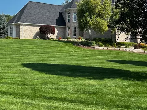 Exterior - 2001 Anthony Ln, Mchenry, IL 60051 photo 30 of 31