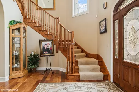 Entry Way - 2001 Anthony Ln, Mchenry, IL 60051 photo 1 of 5