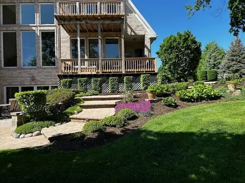 Exterior - 2001 Anthony Ln, Mchenry, IL 60051 photo 21 of 31