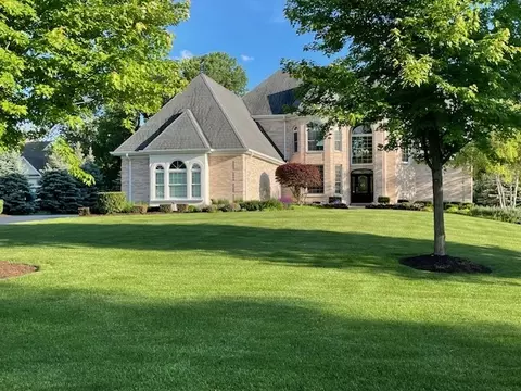 Exterior - 2001 Anthony Ln, Mchenry, IL 60051 photo 20 of 31