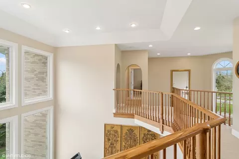 Entry Way - 2001 Anthony Ln, Mchenry, IL 60051 photo 5 of 5