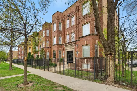 5745 S Calumet Ave #GS, Chicago, IL 60637