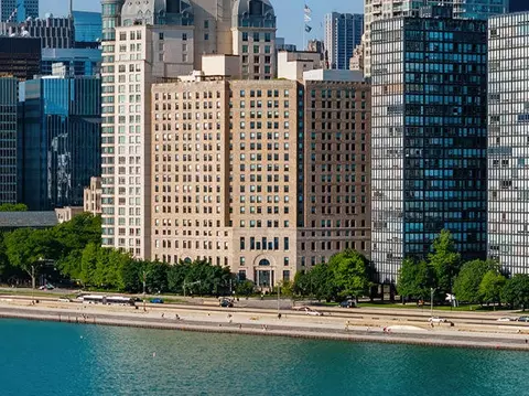 850 N Lake Shore Dr #1710, Chicago, IL 60611