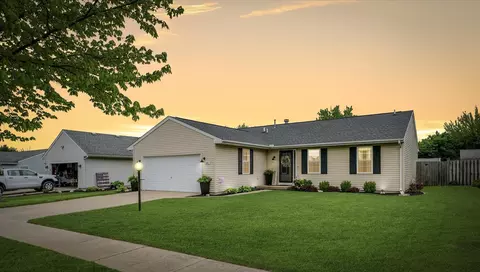 1607 Bonnie Blair Dr, Champaign, IL 61822